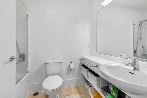 Harbourside Haven - Whangaparaoa Studio Apartment
