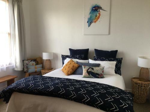 Wee Blue - Central Cosy Villa