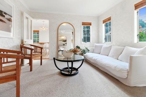 The Manor - Bowentown Holiday Home