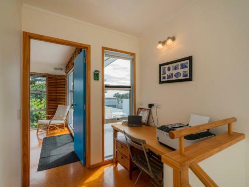 Perfect Beach Lover Holiday - Whangapoua Holiday Home