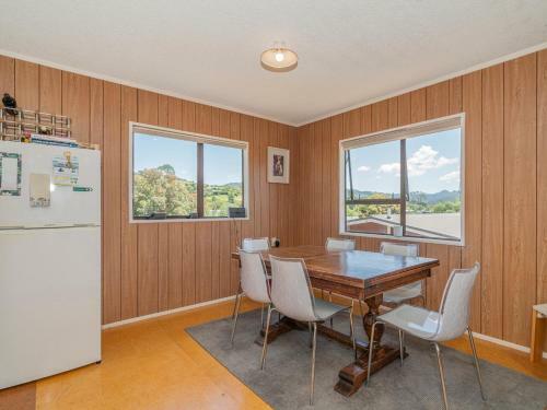 Sunsets And Surf At Whangapoua - Whangapoua Holiday Home