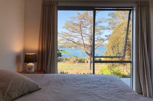 Deluxe Coastal Home & Award-winning Golf