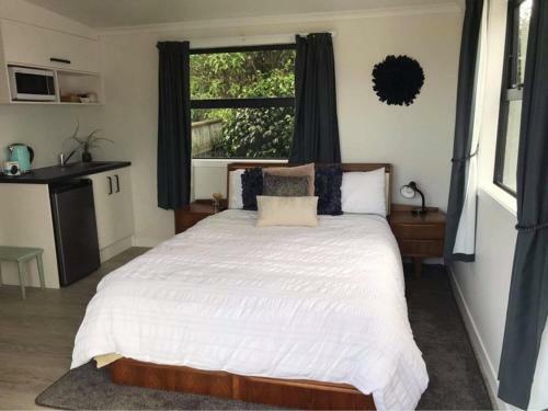 Hostal Mahana Retreat
