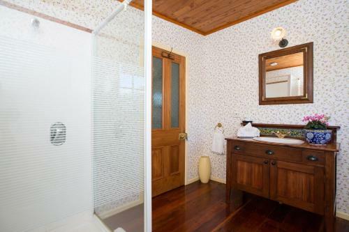 Hostal Tairoa Lodge