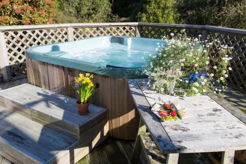 Hostal Tairoa Lodge