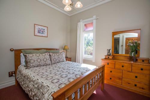 Hostal Tairoa Lodge
