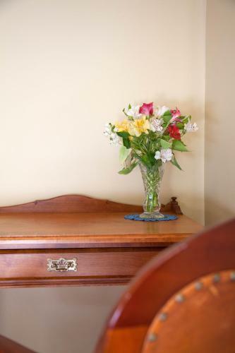 Hostal Tairoa Lodge