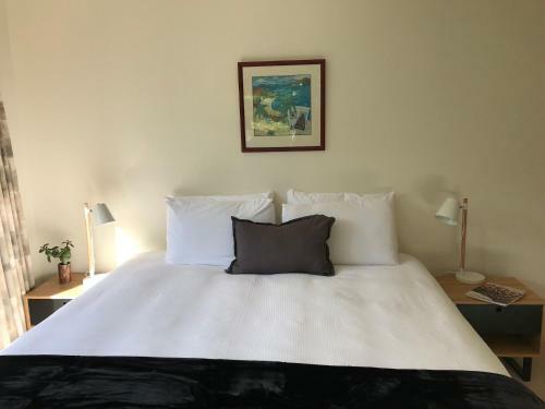 Weka Cottage