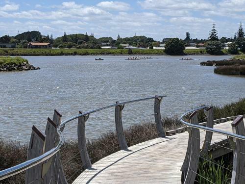 Taranaki Beach House - Great Sea Views