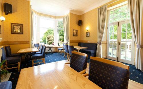 Hostal Huntingdon House Hotel
