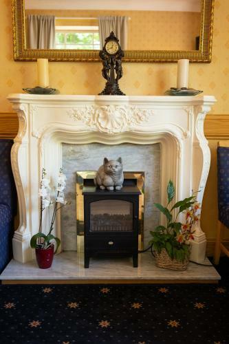 Hostal Huntingdon House Hotel