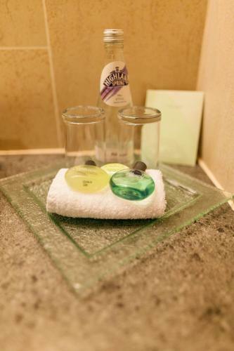 Hostal Woodland House Hotel