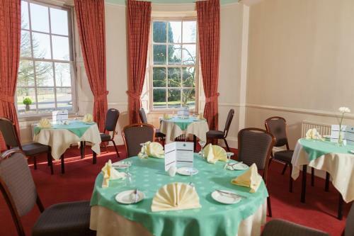 Hostal Woodland House Hotel