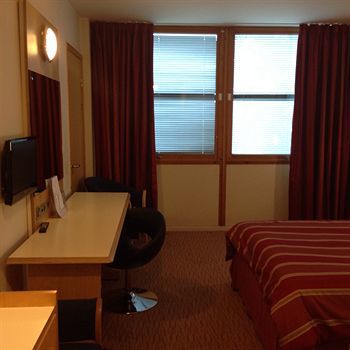 St Giles Heathrow A St Giles Classic Hotel