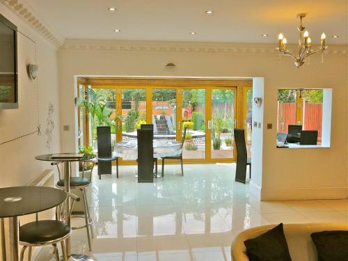 Hostal Skylark Guest House