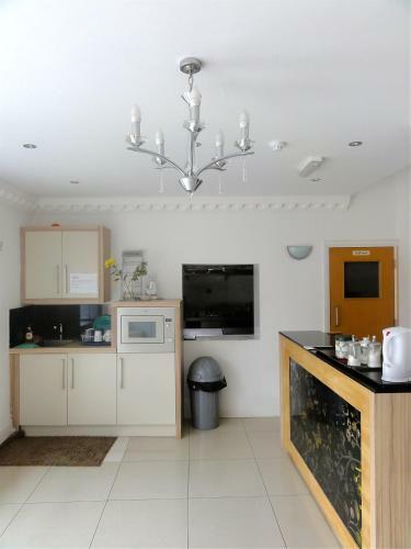 Hostal Skylark Guest House