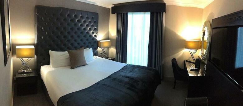 The Continental Hotel