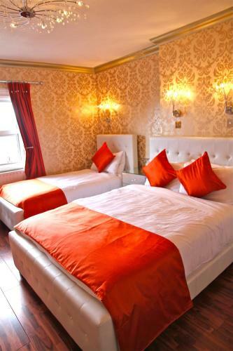 Hostal Crompton Guest House