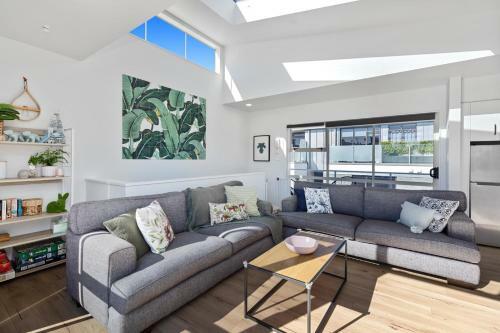 Just Beachy - Mt Maunganui Holiday Home