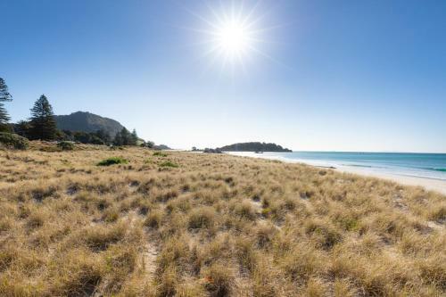 Just Beachy - Mt Maunganui Holiday Home