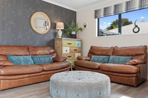The Beach Base - Mount Maunganui Holiday Home