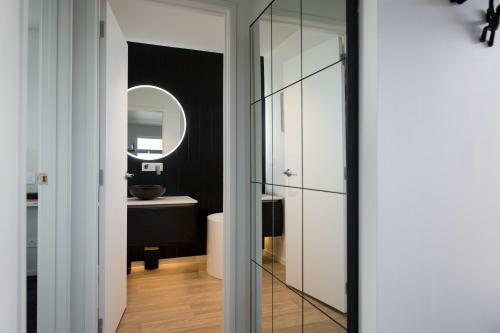 Apartment 31