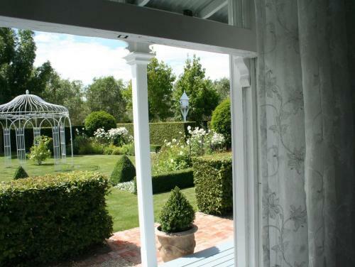 Laurella Cottage