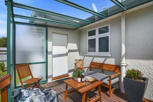 Bliss On Barratt - Blenheim Holiday Home