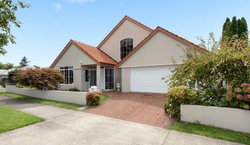 Tauranga City Cbd 5th Ave Elegant Entire Home