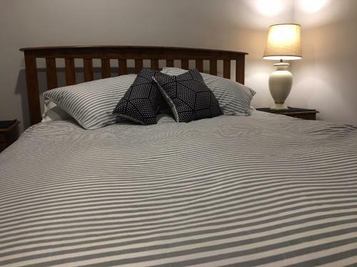 Edgehill - Semi Self-contained Eco Friendly Home