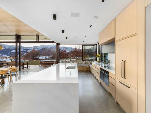 Bendemeer Seclusion