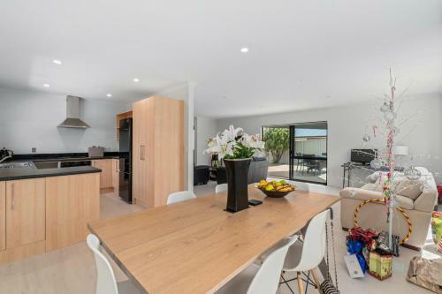 Cromwell Charmer - Cromwell Holiday Home