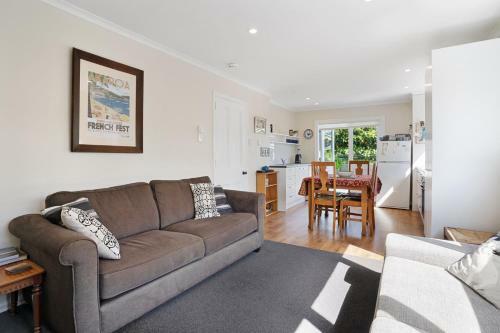 Le Solterre - Akaroa Holiday Home