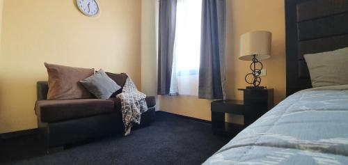Hotel Costero Inn