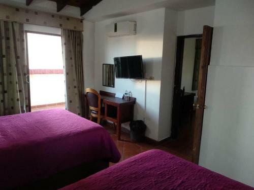 Hotel Mision Santa Isabel