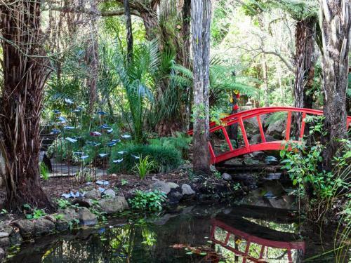 Waimoana Garden Bed And Breakfast