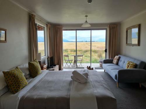 The Lodge, With Mt Cook Views