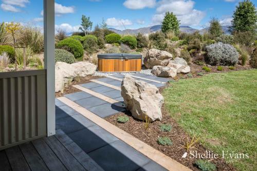 Night Sky Cottage - Kahu Cottage - Hot Tub