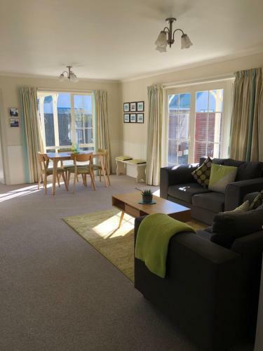 Relax On Rata, Cottage 1