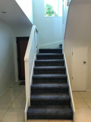 Oneroa Holiday Retreat With Seaview Plus Car