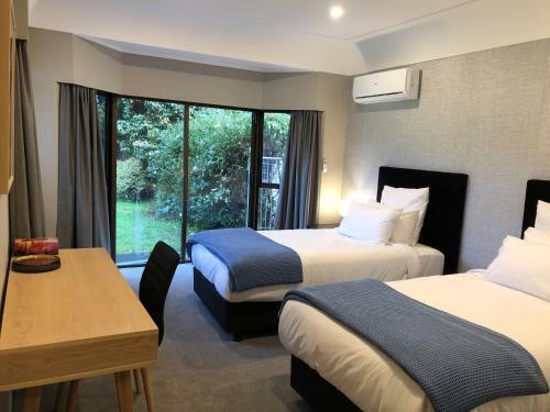 Luxury K-lodge With Golf Course View-rotorua