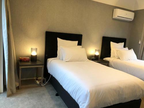 Luxury K-lodge With Golf Course View-rotorua