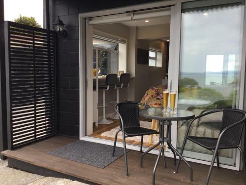 Bed & Breakfast Spectacular Lake Views