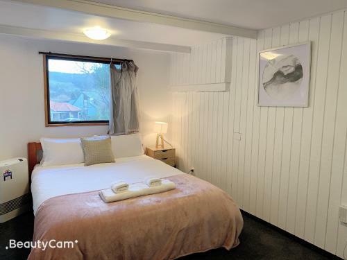 Aquarius Lake View Resort