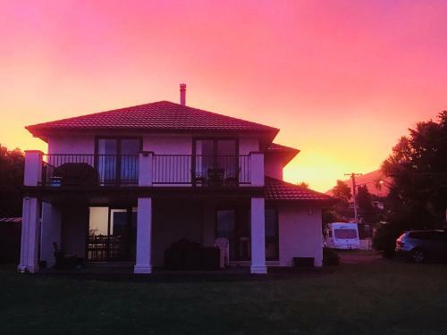 Villa Super Lake Edge Lodge