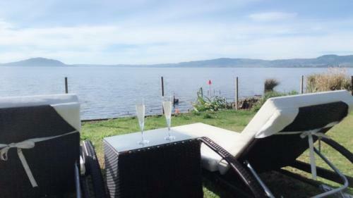 Villa Super Lake Edge Lodge