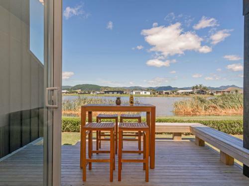 Warm Nest - Matarangi Holiday Home