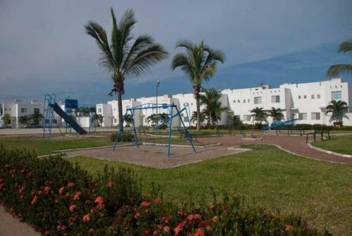 Alojamiento Entero En Residencial Las Ceibas