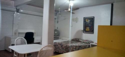Apartamento Departamento Cerca de Civac Con Cocina Amarilla