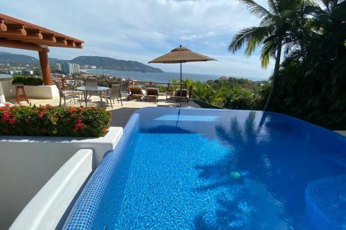 Private Luxury Home With Two Pools And Ocean Views